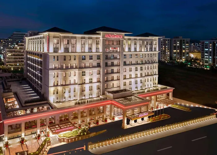 Hotel mit Pool: Moevenpick Hotel Istanbul Asia Airport