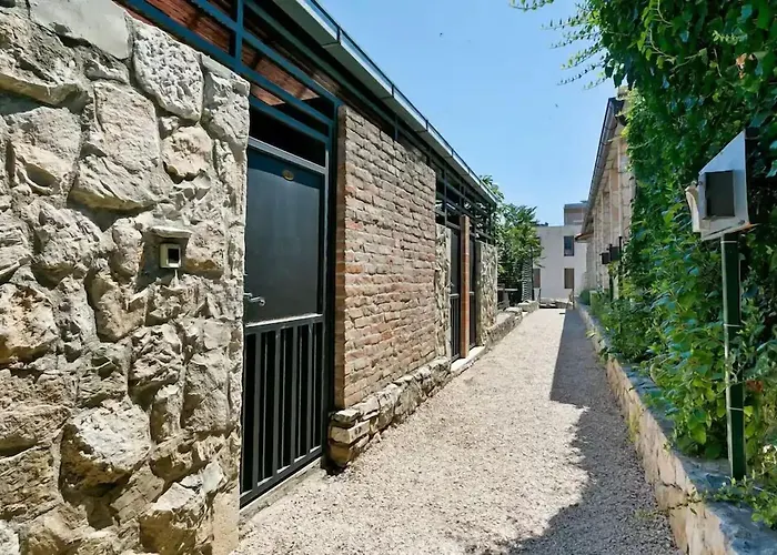Garden Apartment Hotel