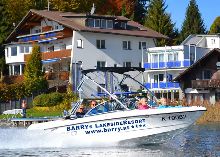 Hotel mit Whirlpool Barry Memle Directly At The Lake