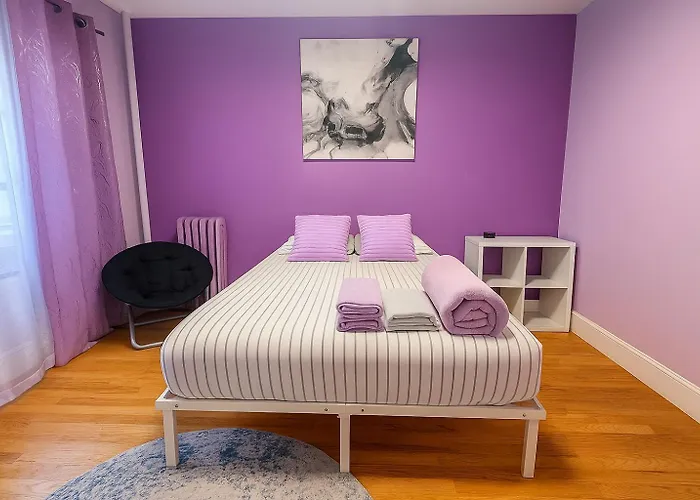 Lavender Style Room In Geusthouse