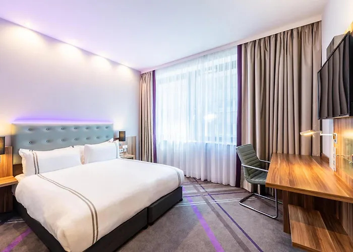 Familienhotel: Premier Inn Frankfurt City Centre