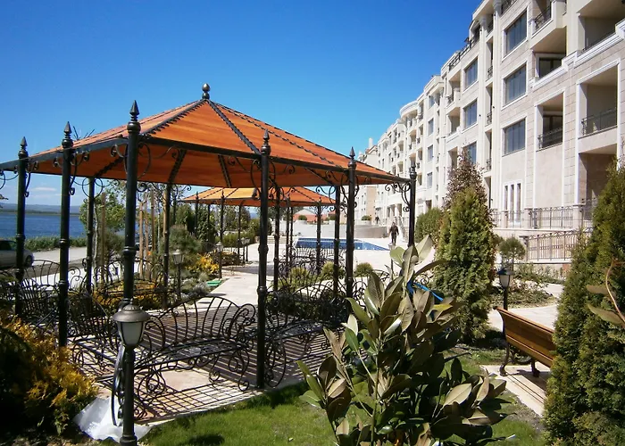 Gardenia Beach Palace Aparthotel