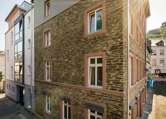 Hotel Goldene Traube - by Neugart