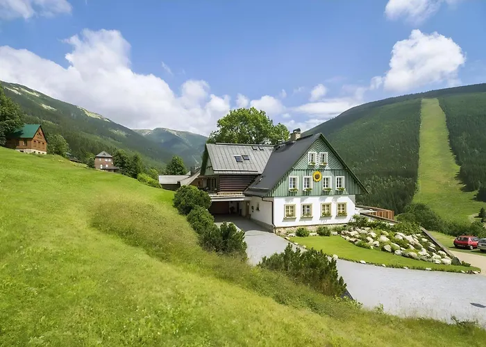 Pension Slunecnice & Panorama Restaurant Farma