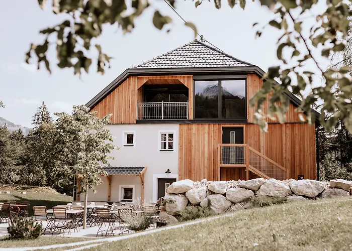 Familienhotel: Das Schutzhaus am hohen Camper - Dein Basislager im Salzkammergut