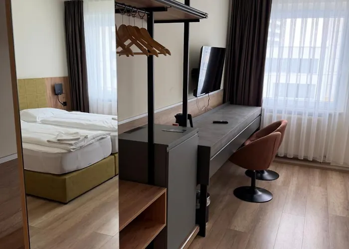 Hotel Turmfalke 24H Self Check In