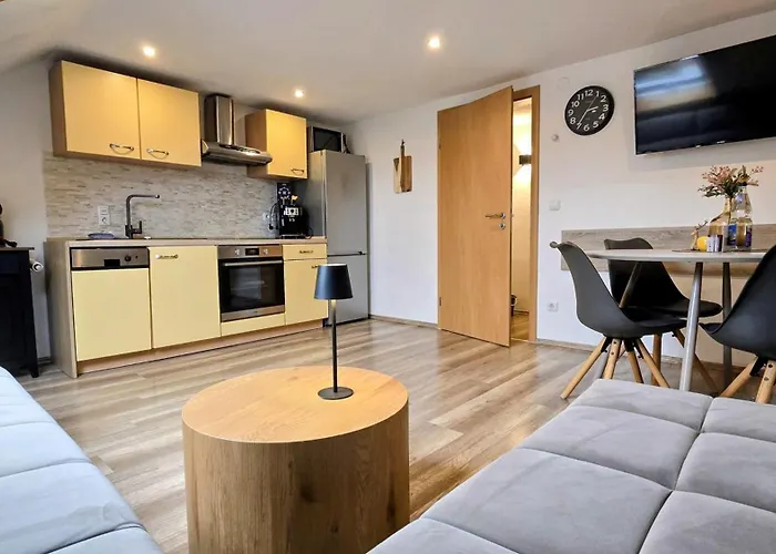 Ferienwohnungen Wolf - Pfronten Mitte,