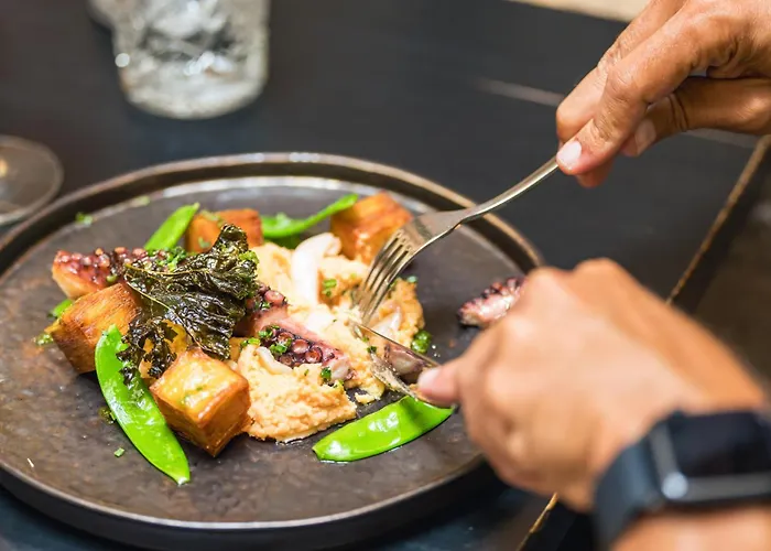 Hotel Gloria De Sant Jaume