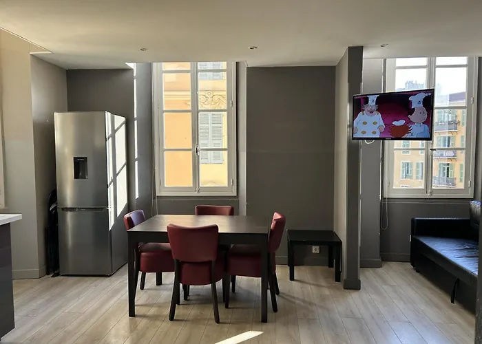 Les Appartements Carre D'Or - Nice Centre