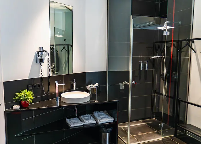 3 SterneHotel Grey
