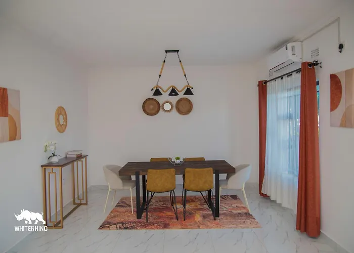 White Rhino Apartments & Tours