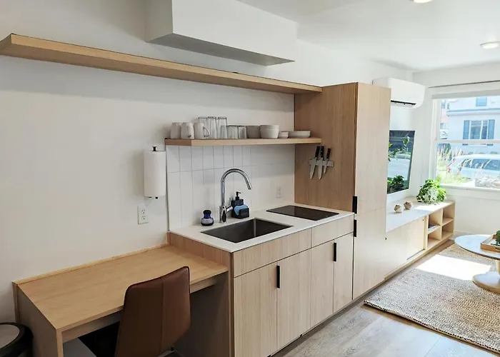 The Vinyl At Music Row - 1 Bedroom Apartment