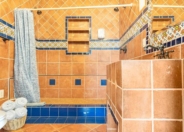Heavenly Suite In Little Havana Free Parking