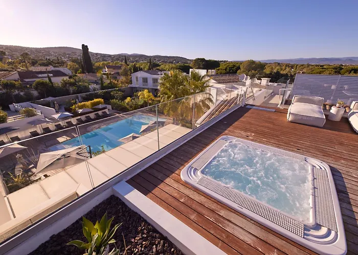 Van Der Valk Hotel Bloom Saint Aygulf