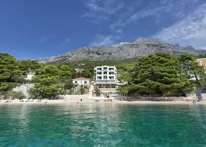 Ferienvermietung: Apartments Villa Loznica