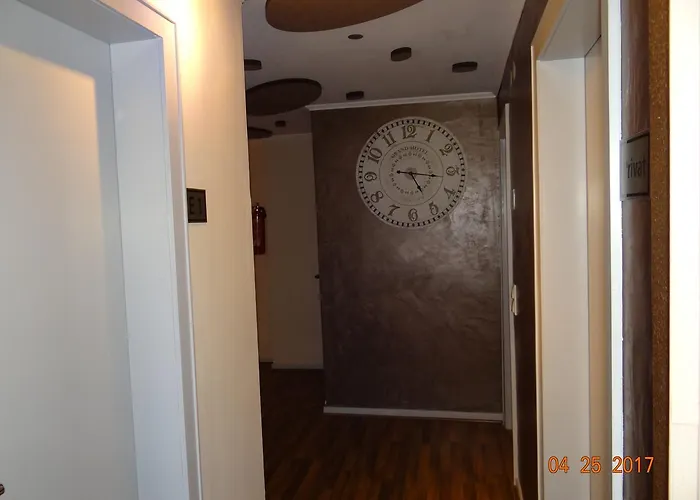 Hotel H4 Easy