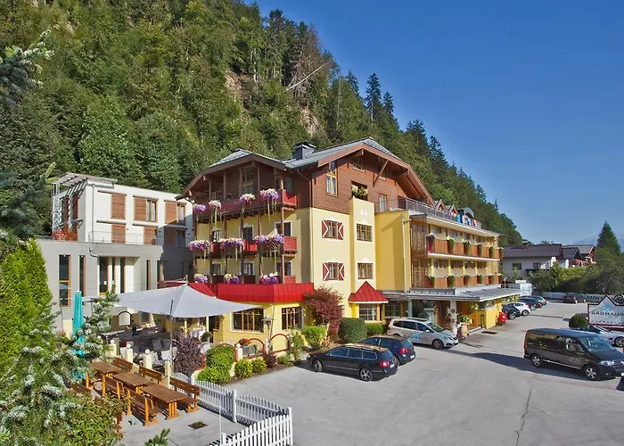 Hotel mit Whirlpool Badhaus