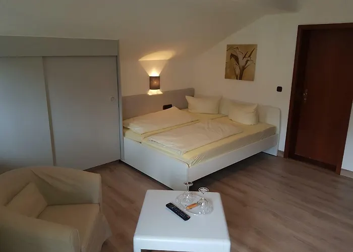 Hotel Am Setzberg Zum See