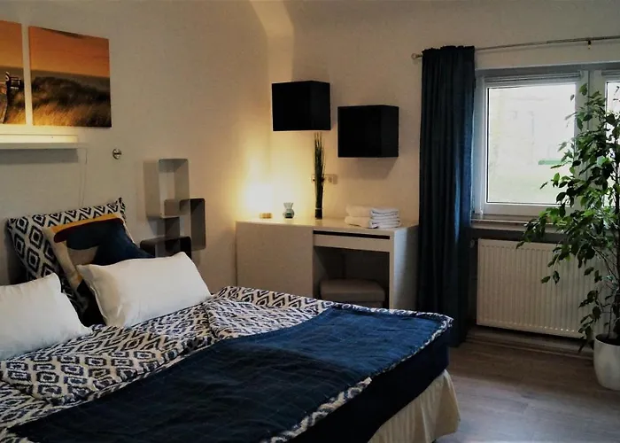 Lazarus Hotel & Restaurant