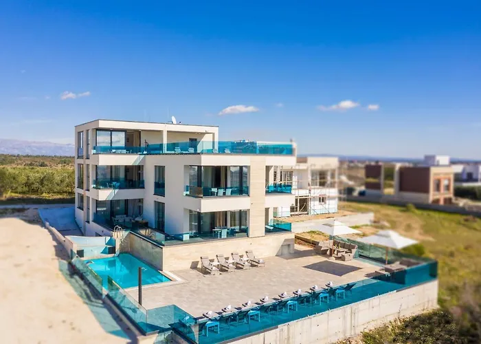 Ferienvermietung: Villa Tadic